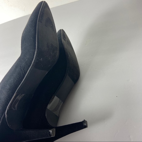 American Eagle Womes Black Suede Pointed Toe Heel - Picture 6 of 6